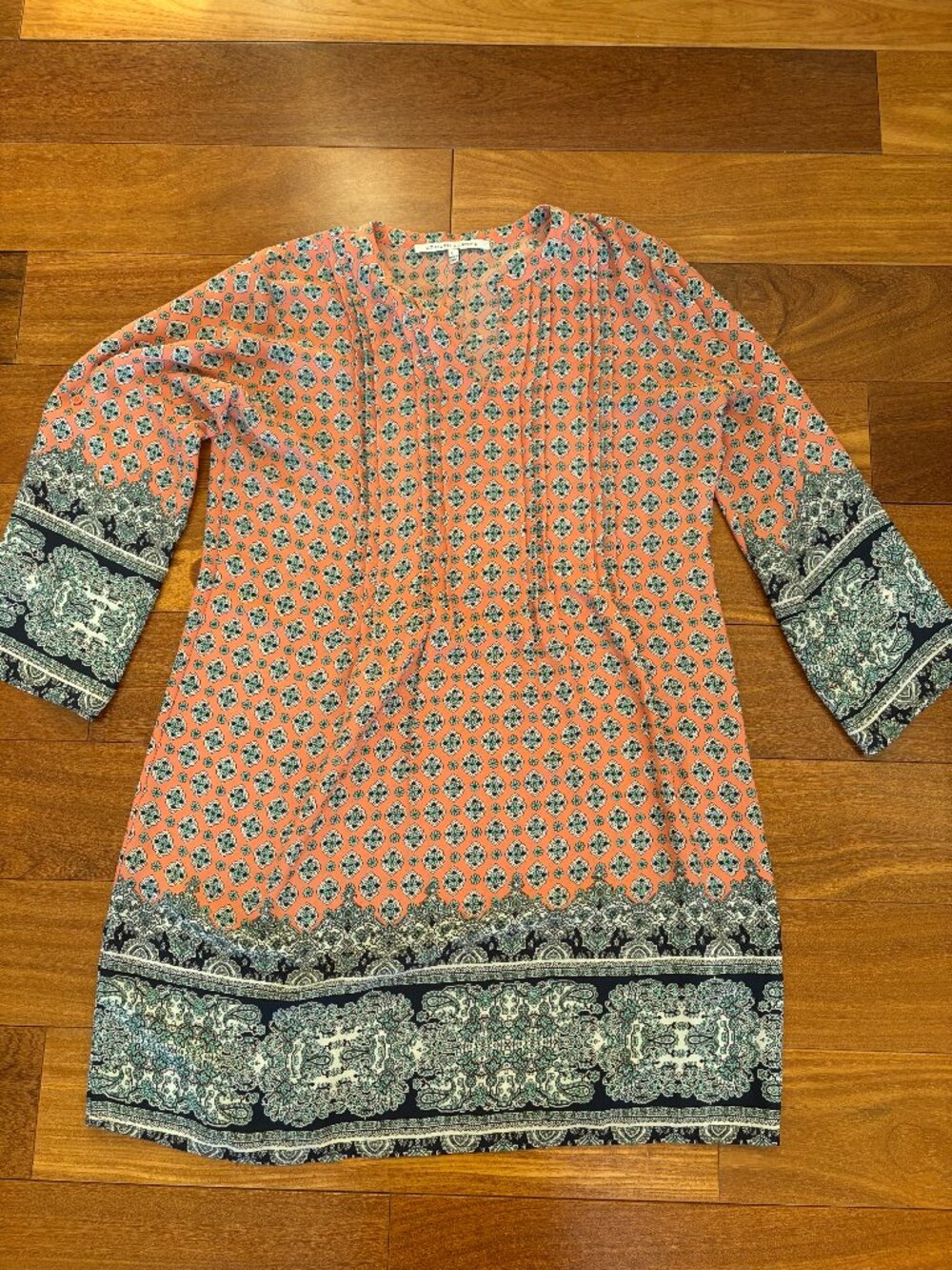 Collective Concepts boho-style v-neck printed tunic dress